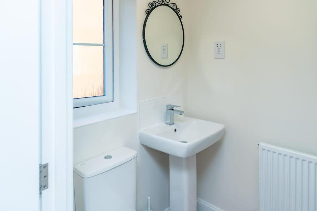 فيلا Cozy 3 Bed Sasha House In Beeston نوتينغهام المظهر الخارجي الصورة