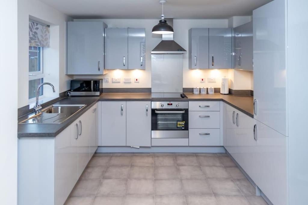 فيلا Cozy 3 Bed Sasha House In Beeston نوتينغهام المظهر الخارجي الصورة